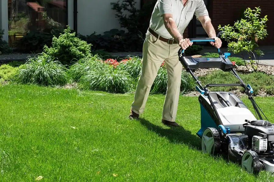 Can you mow wet grass Trenton, NJ